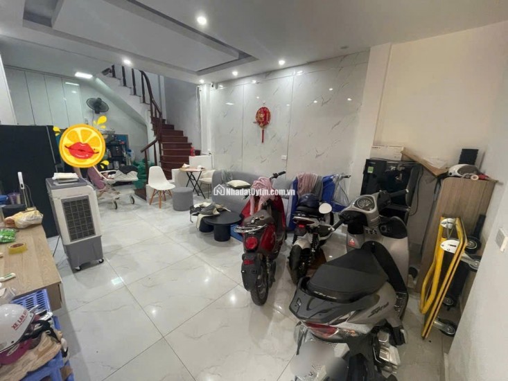 Bán Nhà - Nguyễn Lân - Thanh Xuân - 42m2 - 5 tầng - 7,3 tỷ